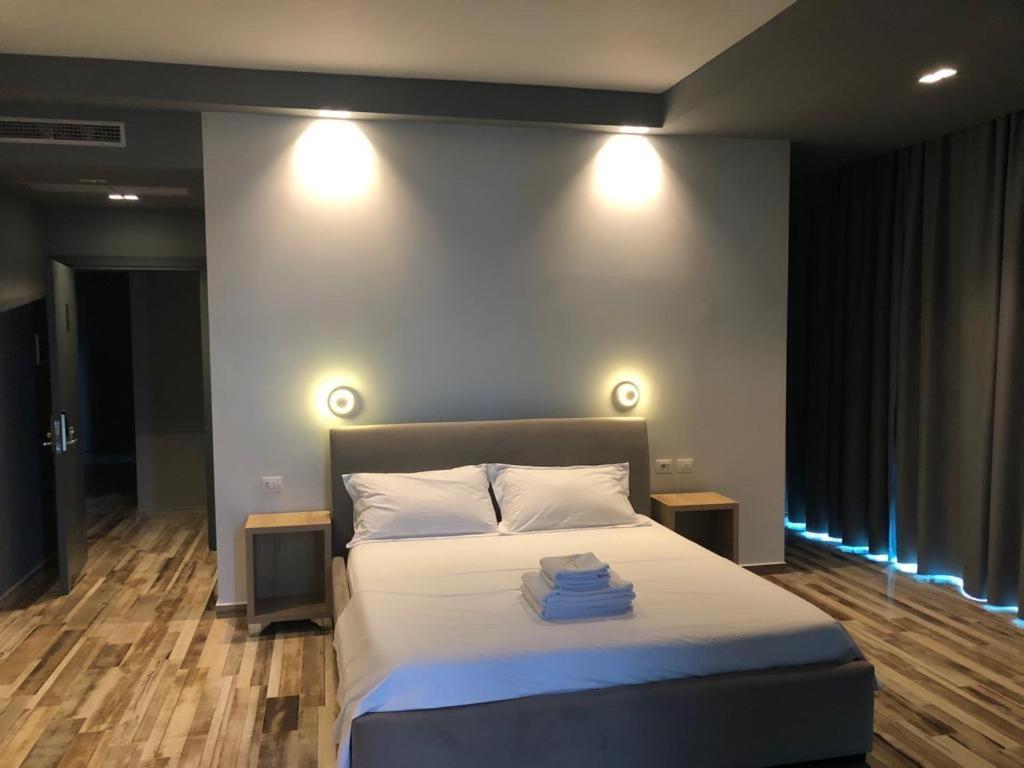 Montecarlo Lungomare Vlorë 外观 照片
